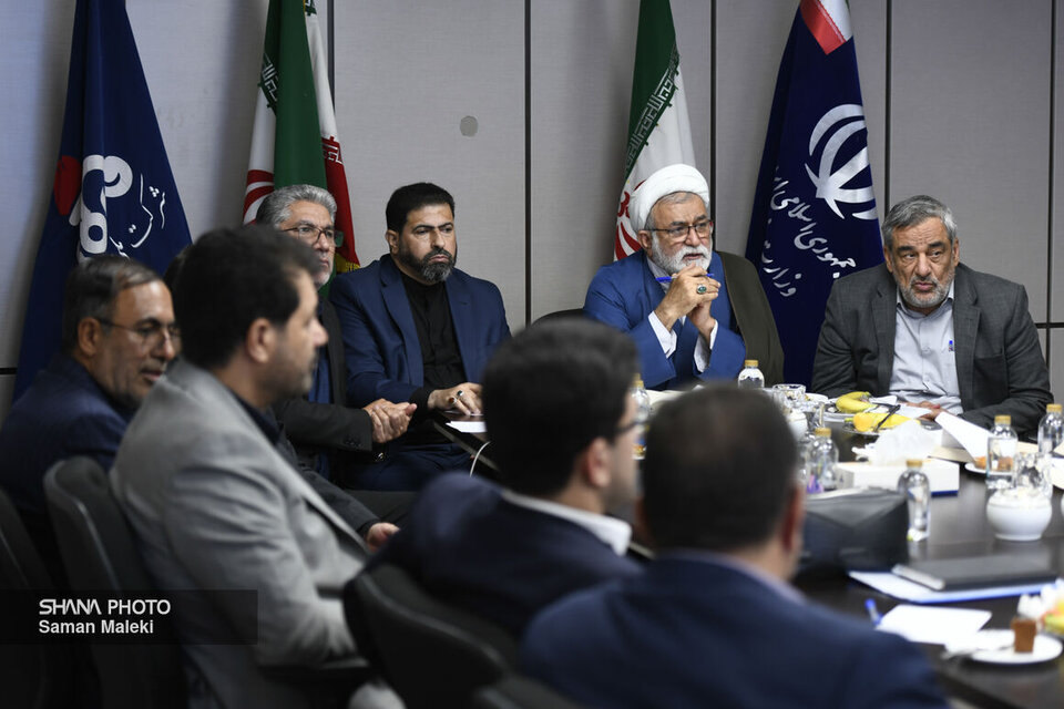 مجلس بهطور جدی پیگیر حل مشکلات کارکنان صنعت نفت است مجلس بهطور جدی پیگیر حل مشکلات کارکنان صنعت نفت است