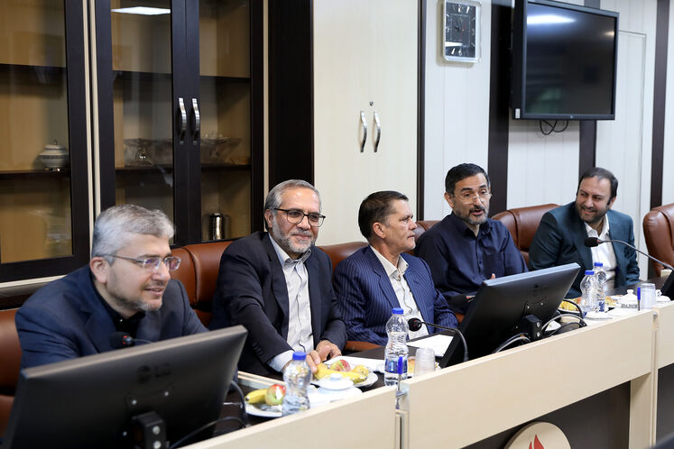 دیدار وزیر نفت با اعضای کمیسیون امنیت ملی و سیاست خارجی مجلس شورای اسلامی