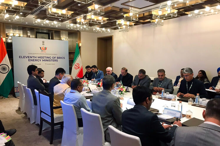 دیدار محسن پاک‌نژاد، وزیر نفت با  مانوهر لال، وزیر نیرو، مسکن و امور شهری هند