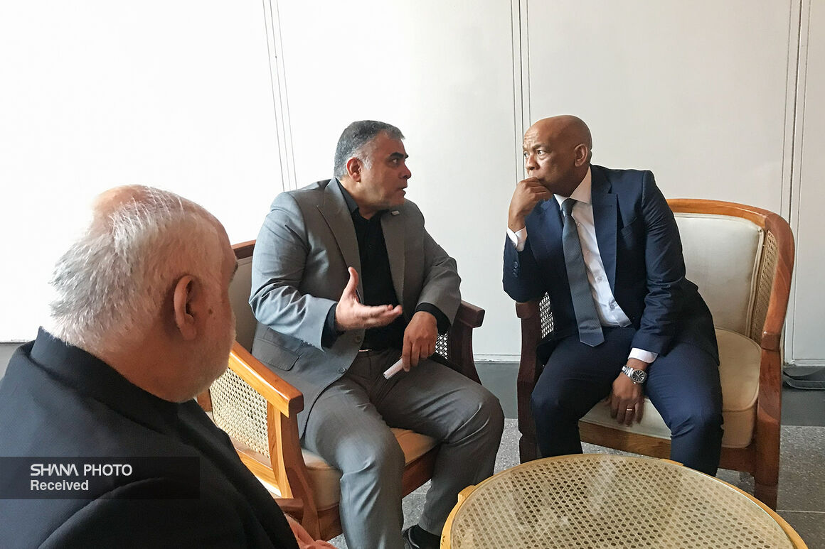 Iran, South Africa seek stronger energy 0artnership at BRICS