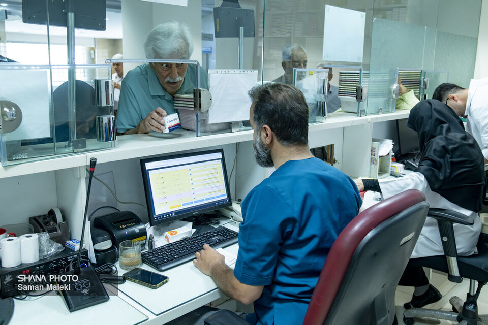 خدمات درمانی بازنشستگان صنعت نفت توسعه مییابد خدمات درمانی بازنشستگان صنعت نفت توسعه مییابد
