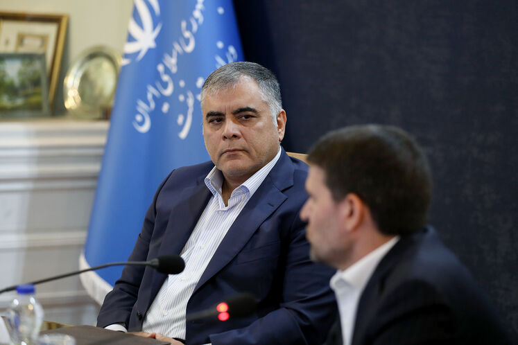 محسن پاک‌نژاد، وزیر نفت