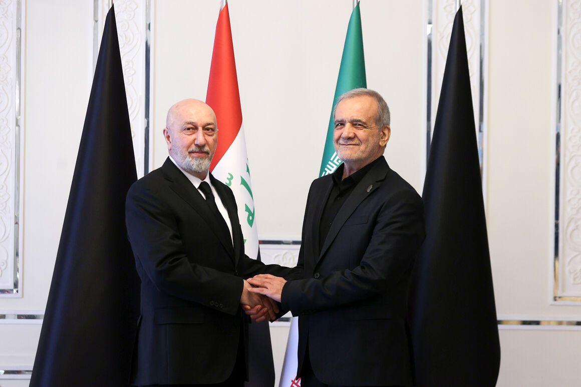 تأکید تهران و بغداد بر توسعه همکاریهای دوجانبه در حوزه انرژی تأکید تهران و بغداد بر توسعه همکاریهای دوجانبه در حوزه انرژی