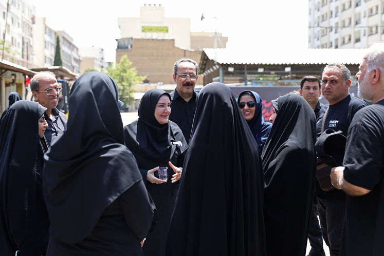 خدمات‌رسانی موکب شهدای نفت در دومین روز وداع با امام شهید