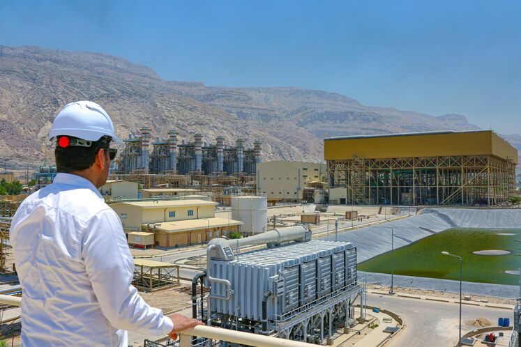 بهره‌برداری از بلوک سوم بخار نیروگاه بعثت