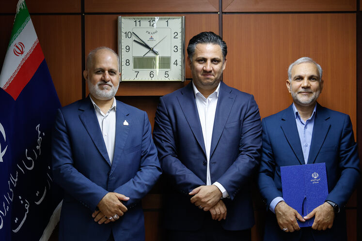نشست مدیرکل روابط عمومی با رؤسای روابط عمومی چهار شرکت اصلی وزارت نفت