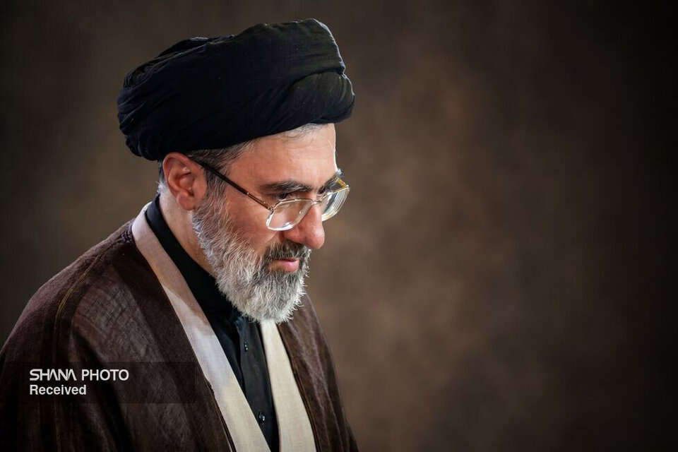 ملت ایران برای دشمن آمریکایی درسهای فراموشنشدنی دارد ملت ایران برای دشمن آمریکایی درسهای فراموشنشدنی دارد