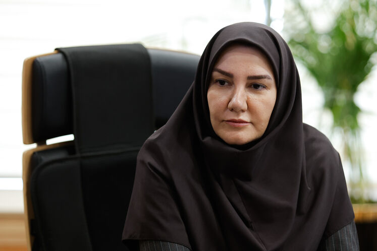 صدیقه خزائی، معاون توسعه مدیریت و سرمایه انسانی وزارت نفت