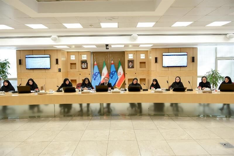 تبیین راهبردهای حمایت از بانوان شاغل در شرکت ملی صنایع پتروشیمی تبیین راهبردهای حمایت از بانوان شاغل در شرکت ملی صنایع پتروشیمی