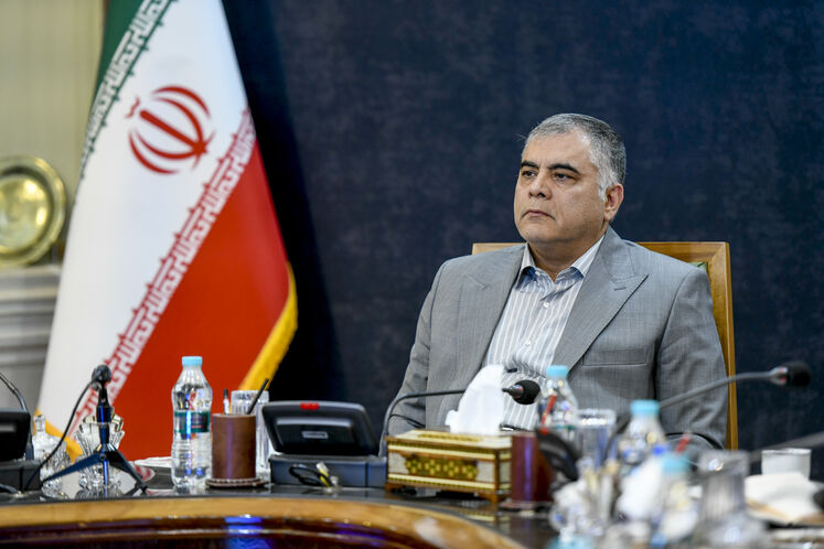 محسن پاک‌نژاد، وزیر نفت