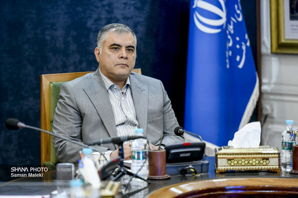 Paknejad urges continued oversight of refinery reconstruction, pension fund reform