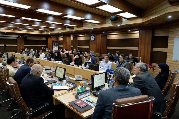 نشست خبری مدیرعامل شرکت پالایش نفت تهران