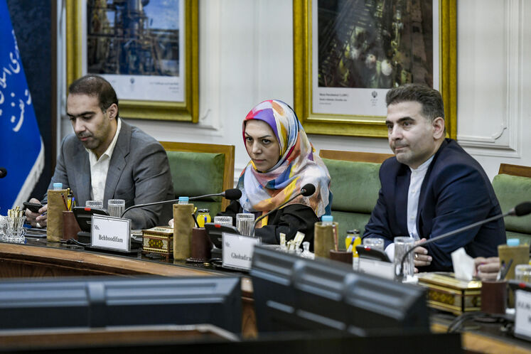 دیدار محسن پاک‌نژاد، وزیر نفت، با عظیم ابراهیم، وزیر حمل‌ونقل و دلیر جمعه، وزیر انرژی و منابع آب تاجیکستان
