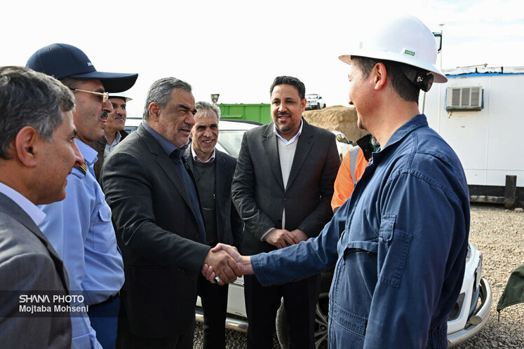 بازدید حمید بورد، مدیرعامل شرکت ملی نفت ایران، از میدان گازی توس