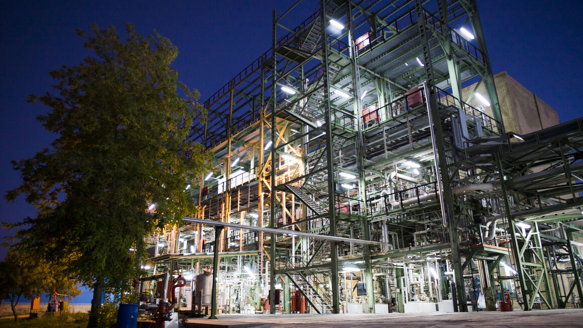 Petrochemical installed capacity surpasses 100m tons