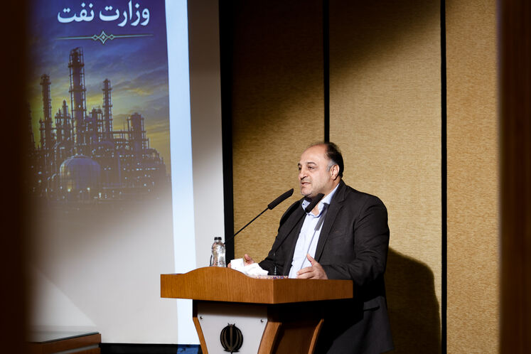 غلامرضا شاه‌کرمی، مدیرکل امور مجلس وزارت نفت