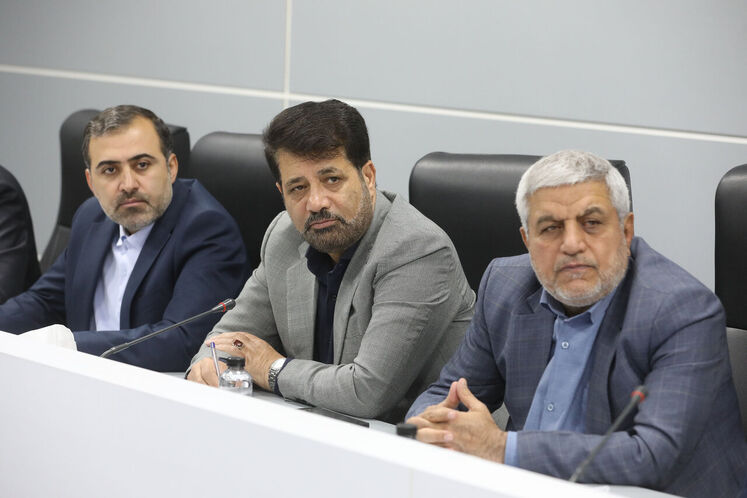 نشست کمیسیون انرژی مجلس با حضور وزرای نفت و نیرو