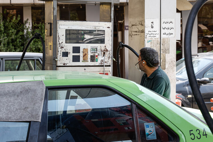 وضعیت عادی عرضه بنزین در جایگاه‌های سوخت کشور_ جایگاه پمپ بنزین زرتشت