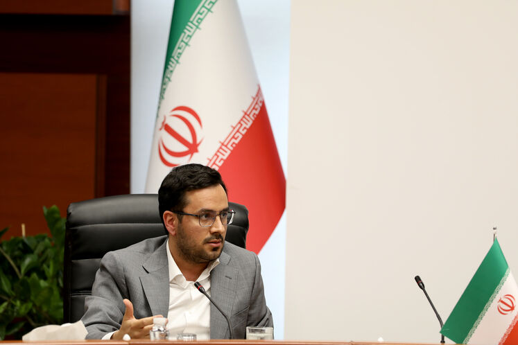 نشست مدیرعامل شرکت ملی پالایش و پخش فرآورده‌های نفتی ایران، با مدیران سکوهای اینترنتی فعال
