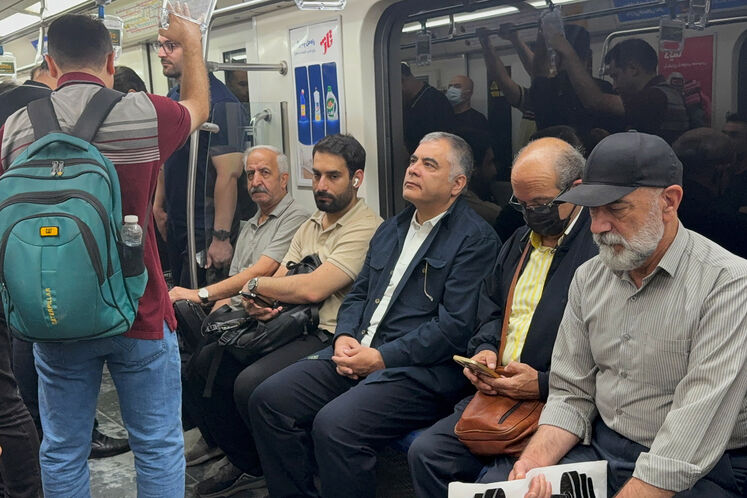 شرکت محسن پاک‌نژاد، وزیر نفت در طرح «یک روز بدون خودرو»