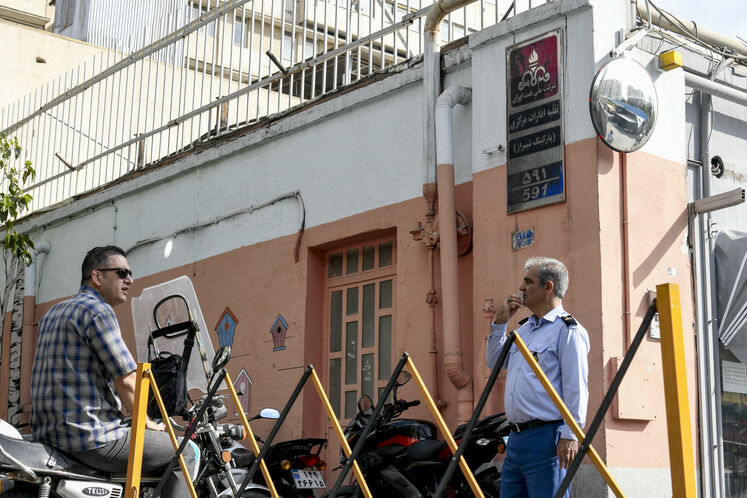 مشارکت کارکنان صنعت نفت در پویش «یک روز بدون خودرو»
