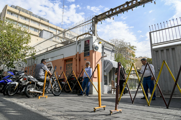 مشارکت کارکنان صنعت نفت در پویش «یک روز بدون خودرو»