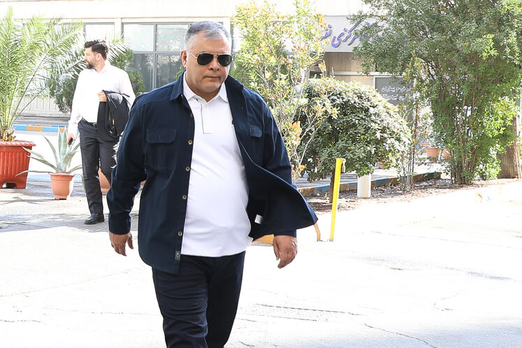 شرکت محسن پاک‌نژاد، وزیر نفت در طرح «یک روز بدون خودرو»