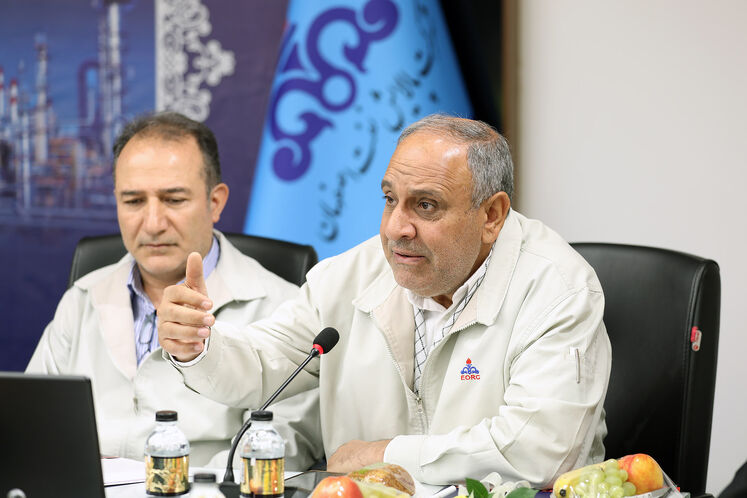نشست خبری غلامرضا باقری دیزج، مدیرعامل پالایشگاه اصفهان