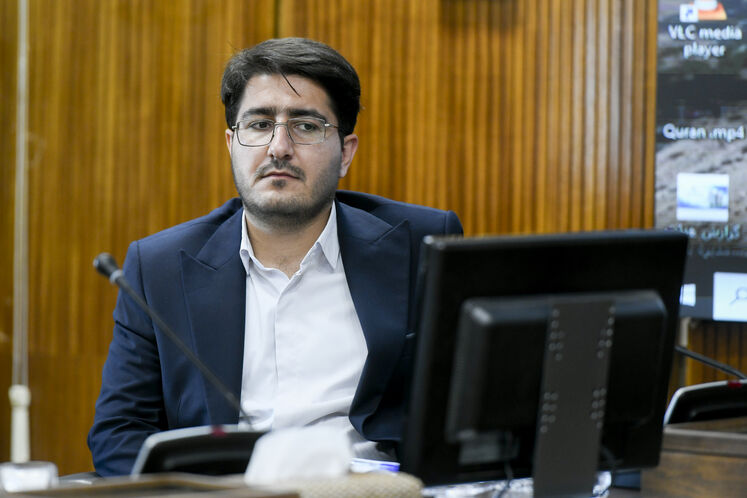 نشست هم‌اندیشی مردمی‌سازی گاز طبیعی از طریق کارورها