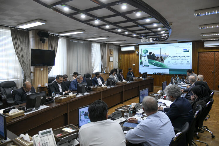 نشست هم‌اندیشی مردمی‌سازی گاز طبیعی از طریق کارورها