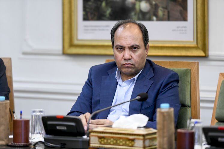 رضا عاقبتی، مدیر مهندسی و توسعه شرکت ملی نفت ایران
