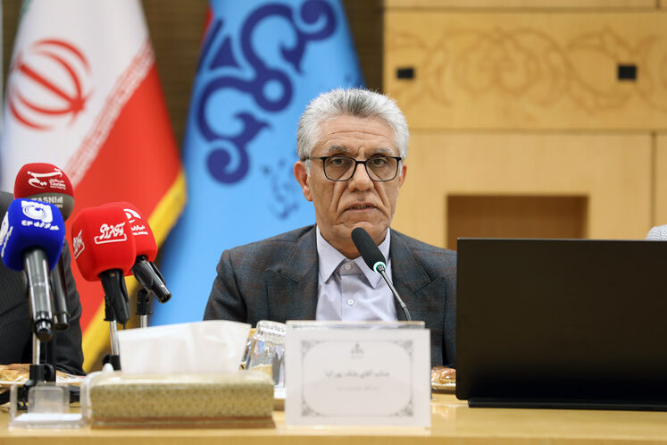 بابک پورکیا، مدیرعامل شرکت پتروشیمی شیراز