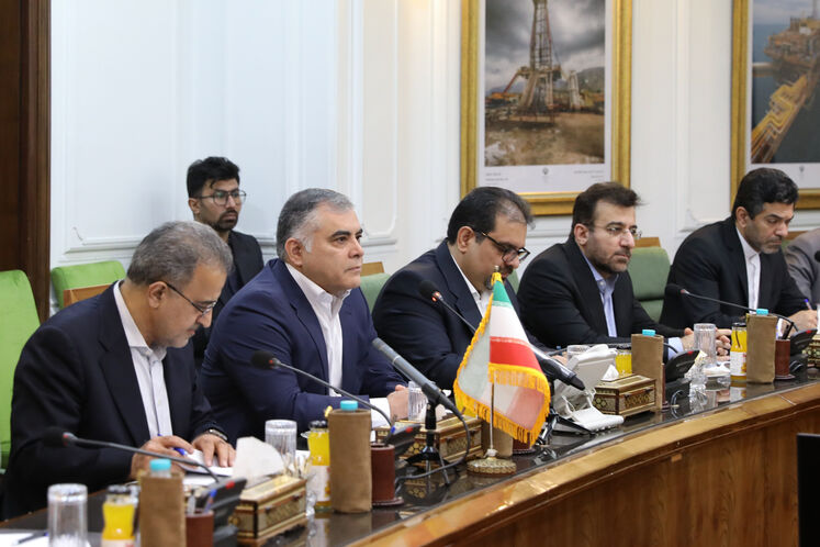 دیدار وزیر نفت با معاون نخست‌وزیر جمهوری آذربایجان