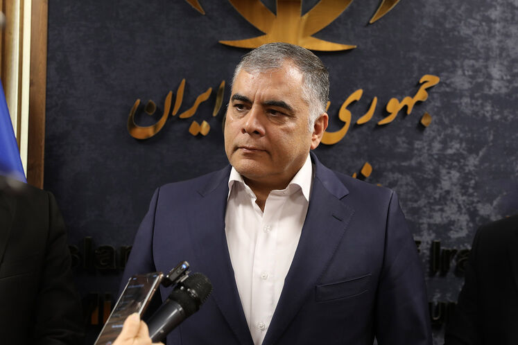 نقشه‌راه توسعه همکاری‌های نفتی و گازی ایران و آذربایجان بررسی شد