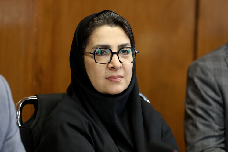  فاطمه کاهی، رئیس روابط عمومی شرکت ملی پالایش و پخش فرآورده‌های نفتی ایران