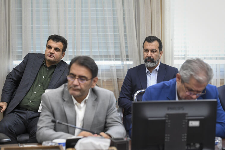 نشست هم‌اندیشی و هم‌افزایی سرپرست وزارت نفت با مدیران شرکت ملی نفت ایران