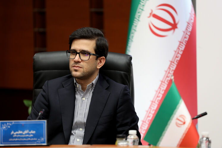 محمدصادق عظیمی‌فر، مدیرعامل شرکت ملی پالایش و پخش فرآورده‌های نفتی ایران