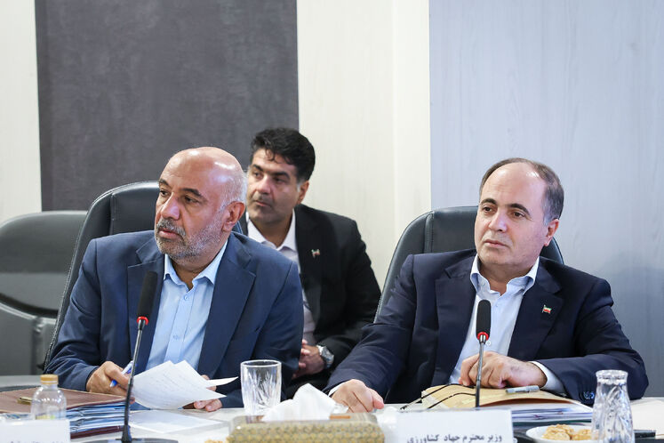 غلام رضا نوری قزلجه، وزیر جهاد کشاورزی و احمد میدری، وزیر تعاون، كار و رفاه اجتماعی