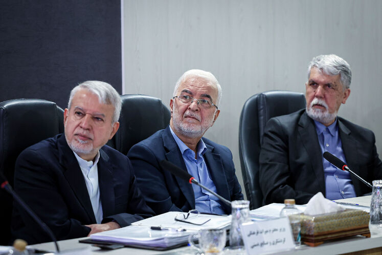 اسکندر مومنی، وزیر کشور، محمدرضا صالحی امیری، وزیر میراث فرهنگی،‌ گردشگری و صنایع دستی