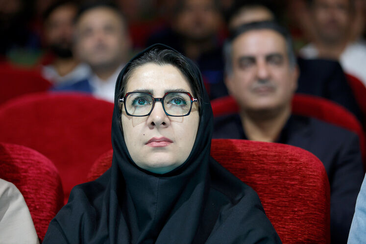 فاطمه کاهی، رئیس روابط عمومی شرکت ملی پالایش و پخش فرآورده‌های نفتی ایران