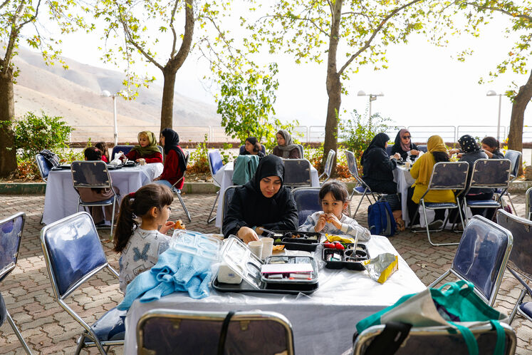 اردوی مادردختری بانوان شاغل صنعت نفت