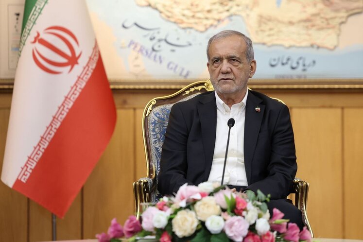 رئیس جمهوری عازم ترکمنستان شد