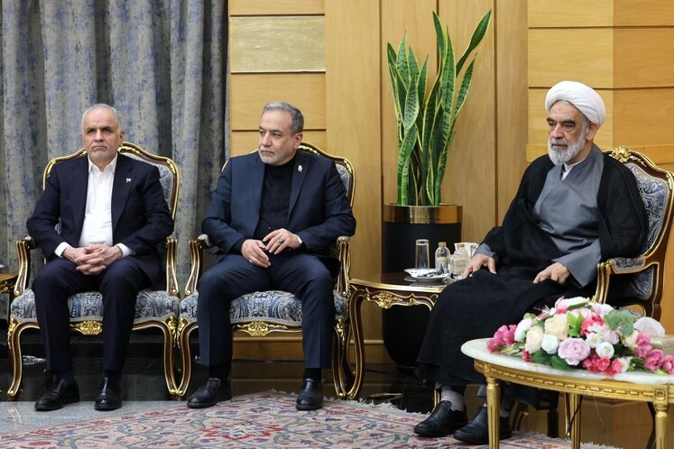 رئیس جمهوری عازم ترکمنستان شد