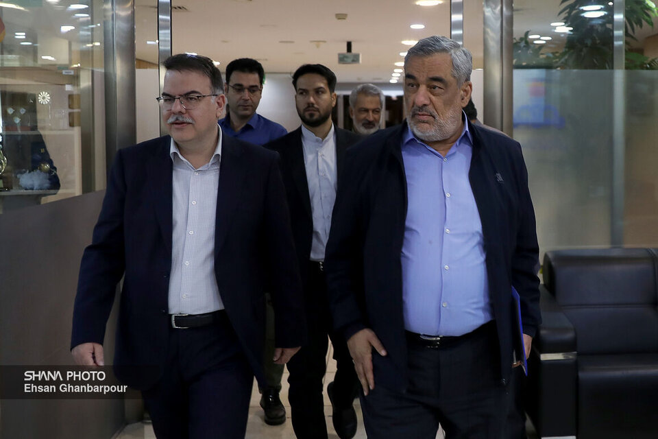 نشست سرپرست وزارت نفت با مدیران شرکت ملی صنایع پتروشیمی