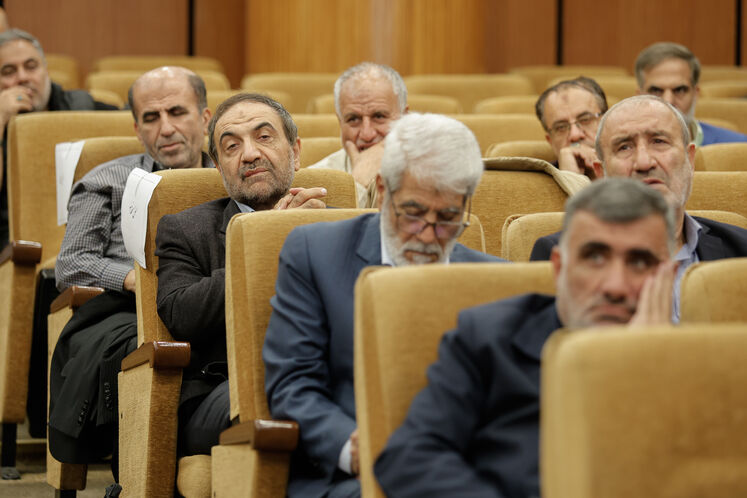 نشست ستاد توسعه و بازسازی عتبات عالیات کل کشور