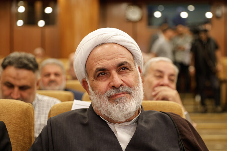 نشست ستاد توسعه و بازسازی عتبات عالیات کل کشور