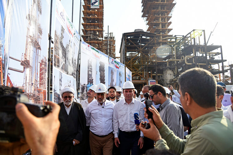 بازدید حمید بورد، سر‌پرست وزارت نفت از پالایشگاه پنجم پارس جنوبی