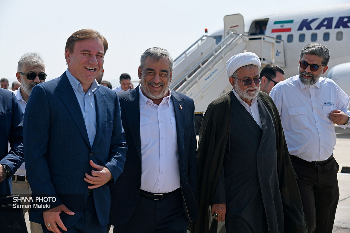 Acting oil minister tours Pars Energy Zone to assess war-damage repairs