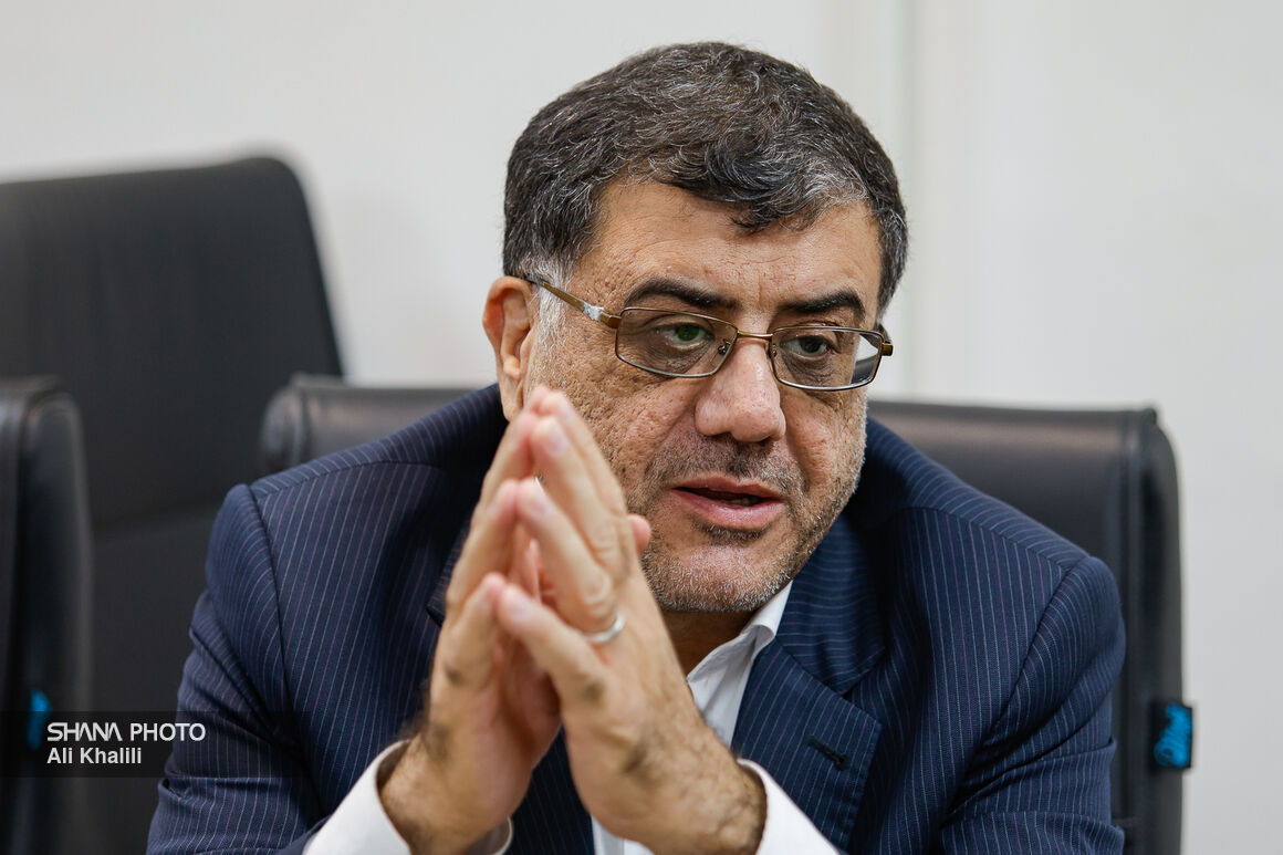 صنعت نفت بازسازی انبارهای نفت تهران و کرج را شتاب می‌بخشد