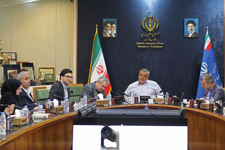 نشست شورای معاونان وزارت نفت
